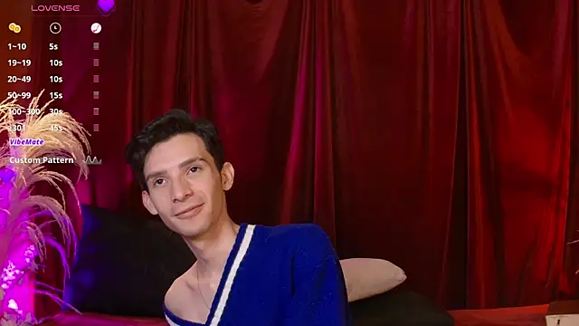 VicenteFerrer's Live XXX Chat