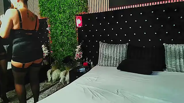 Živý XXX chat InannaStar