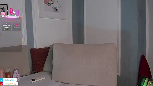 EnriqueBarberry Adlı Modelin Canlı XXX Sohbeti