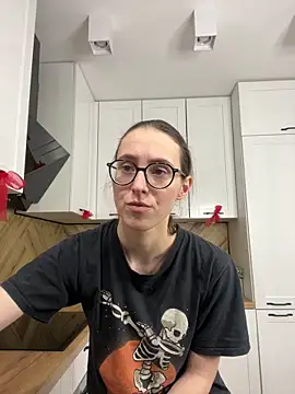 Czat XXX na żywo – MartiniiSelenna