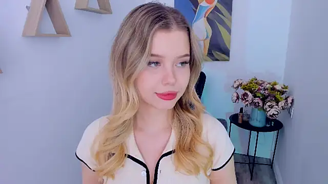 FollowLovee's Live XXX Chat