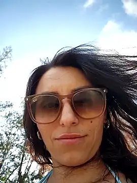 Izabella_BellaのライブXXXチャット