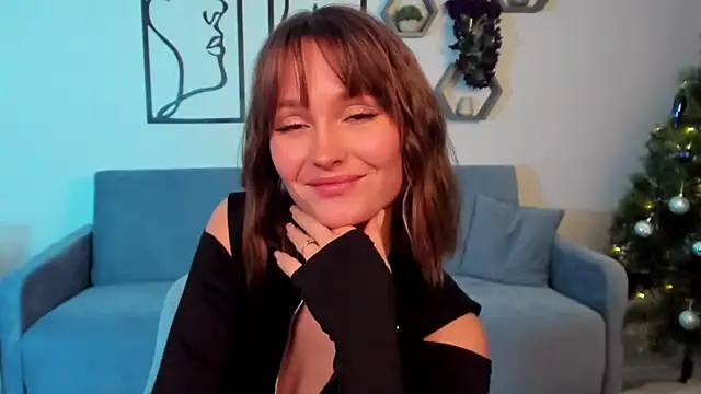 BritnieCute's Live XXX Chat