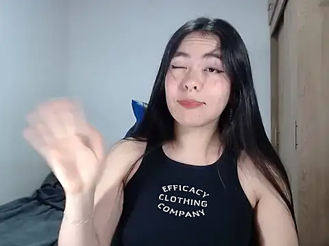 Czat XXX na żywo – EloiseJun