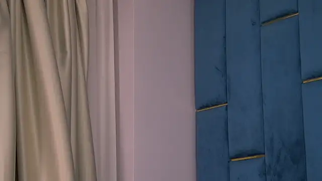 YasminaMoon Adlı Modelin Canlı XXX Sohbeti