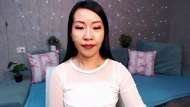 LiaPak Adlı Modelin Canlı XXX Sohbeti