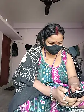 Deborbhavi222 即時 XXX 聊天