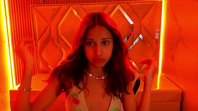 Saphire_Tx: απευθείας συνομιλία ΧΧΧ