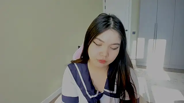 Aiko_mainee's Live XXX Chat