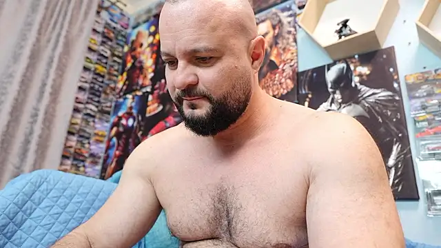 Muscle_Bear 在線直播表演