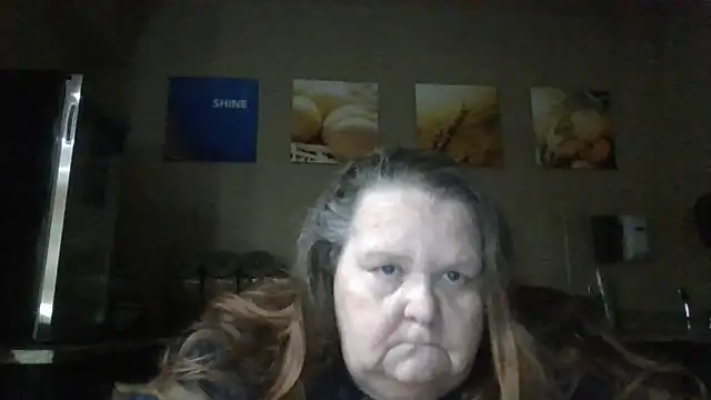 Hornybbw1978's Live XXX Chat