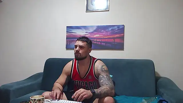 Tiberius_hunk: онлайн-секс-чат