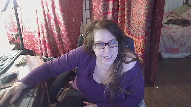 IreallysquirtのライブXXXチャット