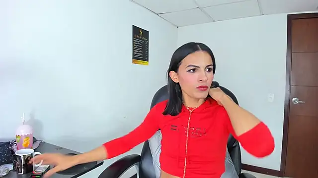 Aisha_hotts777 即時 XXX 聊天