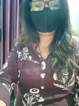 Aishwaryaa_69's Live XXX Chat