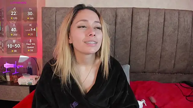 LanaMills_'s Live XXX Chat