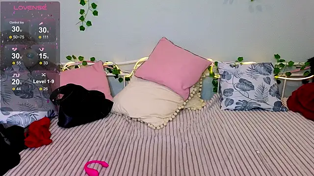 kuro_mimi: απευθείας συνομιλία ΧΧΧ