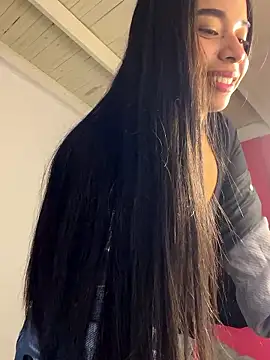 Milleradhara24's Live XXX Chat