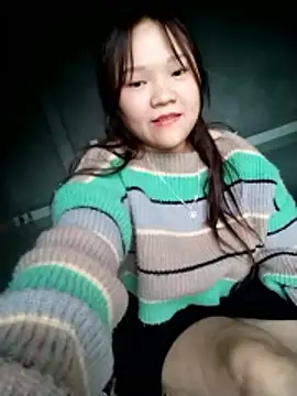 m-mbae's Live XXX Chat