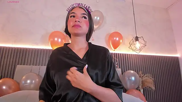 Вебкам-шоу CharloteBrown_