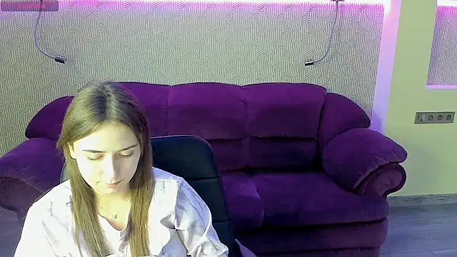 Вебкам-шоу SerenityWild