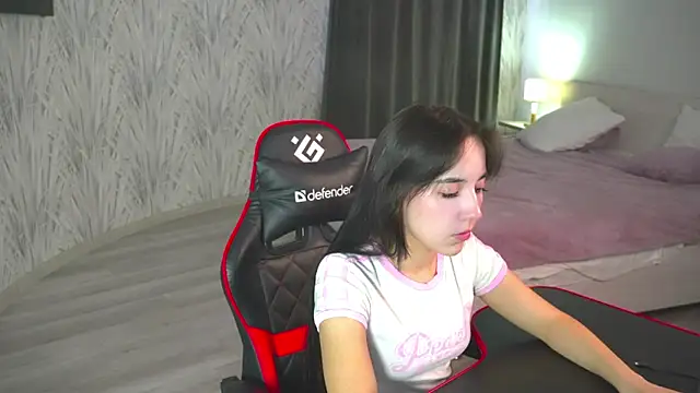 DoriSchech's Live XXX Chat