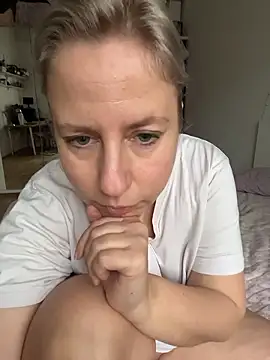 دردشة GermanMilf-Maria الجنسية المباشرة