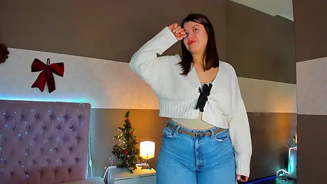 NikkiBustt's Live XXX Chat