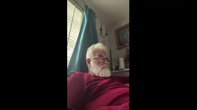 Živý XXX chat LeatherSdaddy