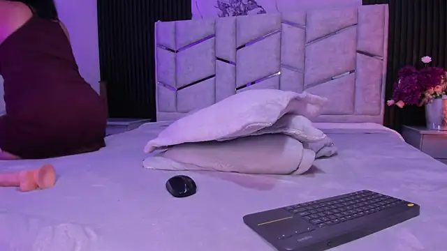 Sienarosewood's Live XXX Chat