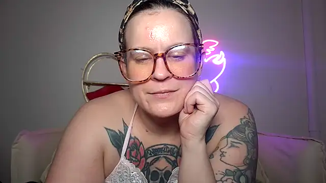 quinnmariexo's Webcam Show