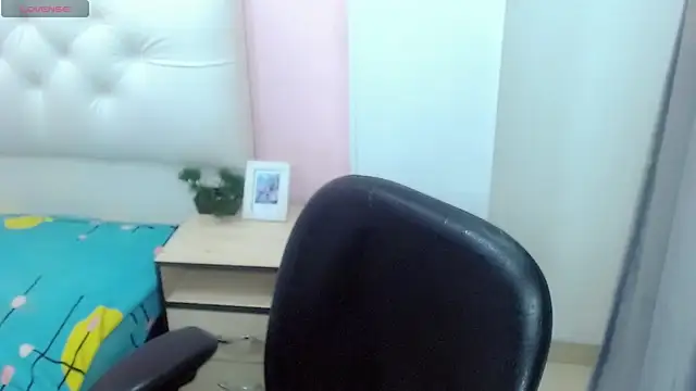 Chat XXX en directo de kinverly_sexyx