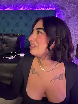 Scarlett-LS' Live XXX Chat