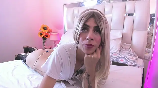 Show de Darlyn_tenderhot__ na webcam