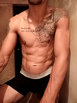 Chat XXX ao vivo de HOTWOLF_MILFCELESTEBIGASS