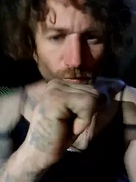 bearded_cross' Webcam Show