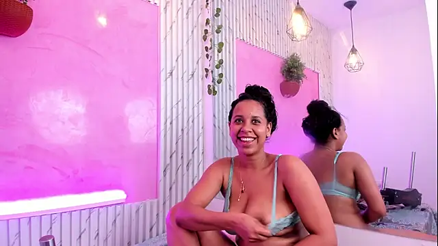 Taira_Bms' Live XXX Chat