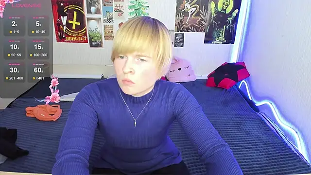 Cattie_w_'s Live XXX Chat