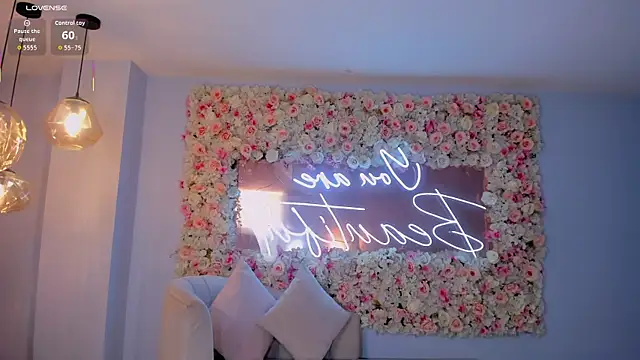 CelesteMoonX's Live XXX Chat