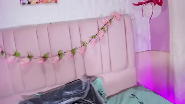 helenn_diaz: απευθείας συνομιλία ΧΧΧ