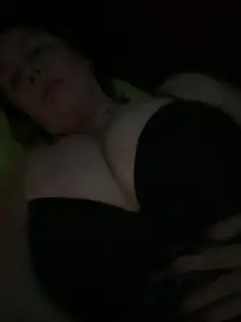 Miabelle2233's Webcam Show