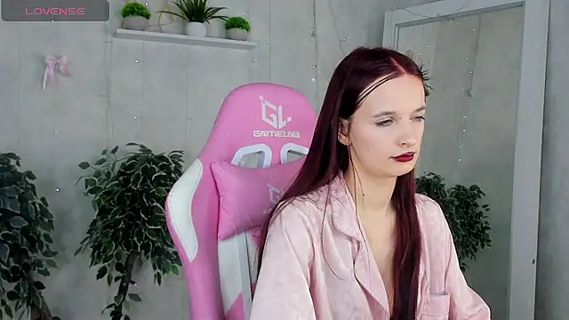 Alicia_Adammss' Live XXX Chat