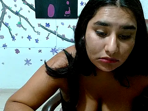 Chat +18 de Im_May_ ao vivo