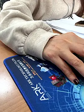 Donna9696 网络视讯表演