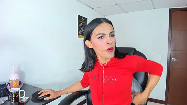 Aisha_hotts777: онлайн-секс-чат