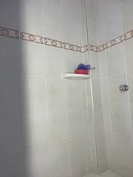 sharlot24's Live XXX Chat