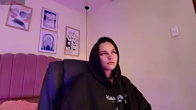 Hanabie_'s Live XXX Chat