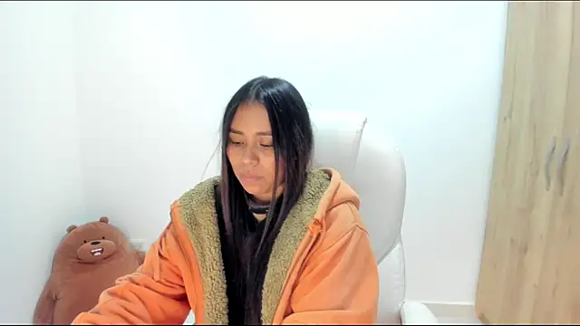 Ciara8's Live XXX Chat