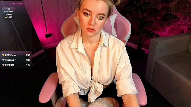 DianaDanian élő XXX-chatje