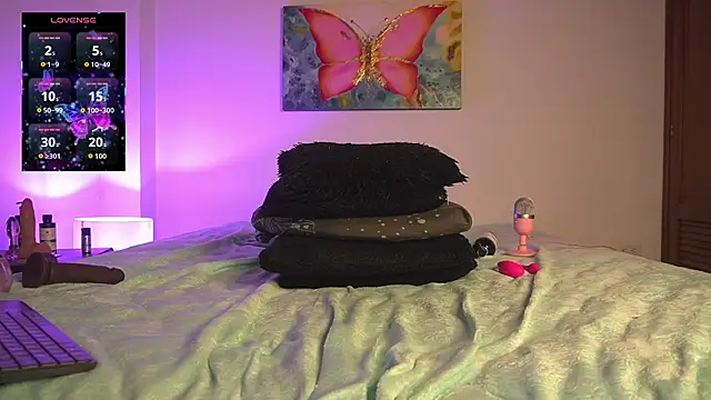 noah_0814's Live XXX Chat